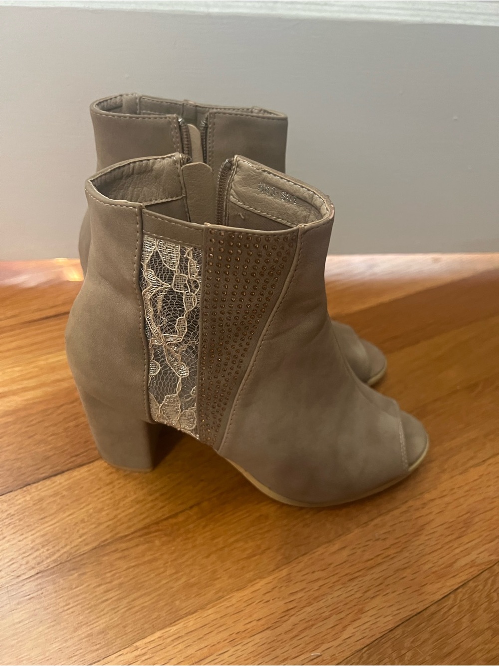 Women's Taupe Lace-Panel Peep-Toe Ankle Boots